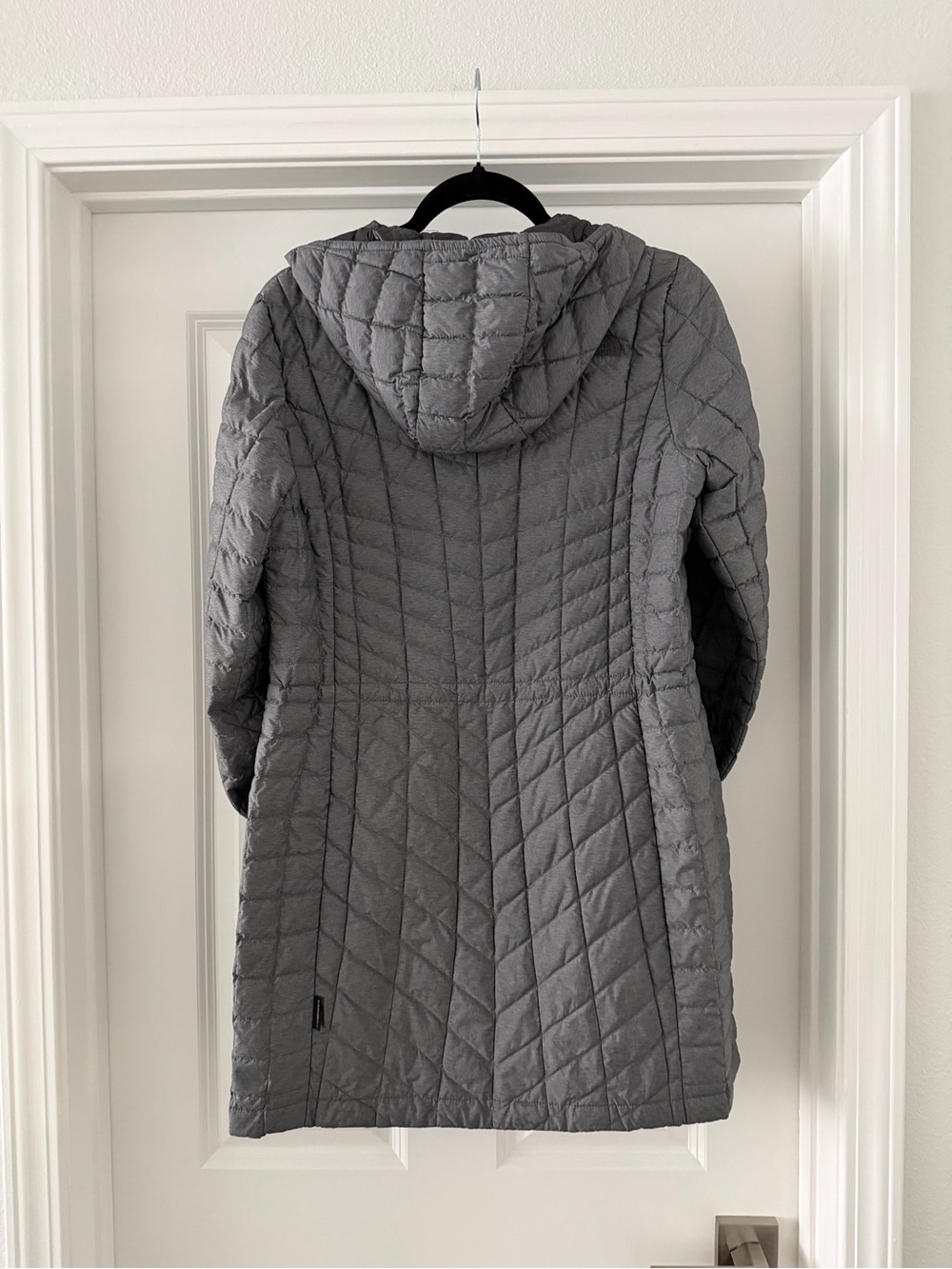 The North Face Women's
Thermoball™ Parka I| - Picture 2 of 5